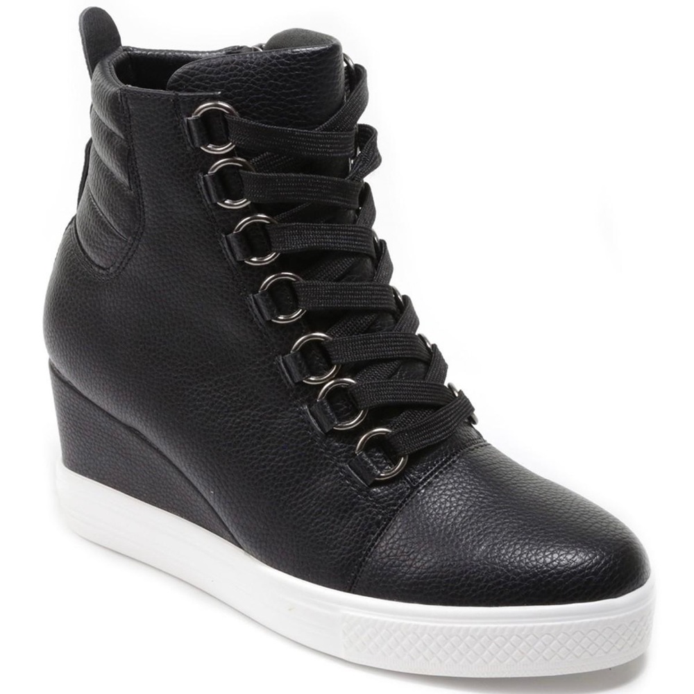 NIB Black Booties